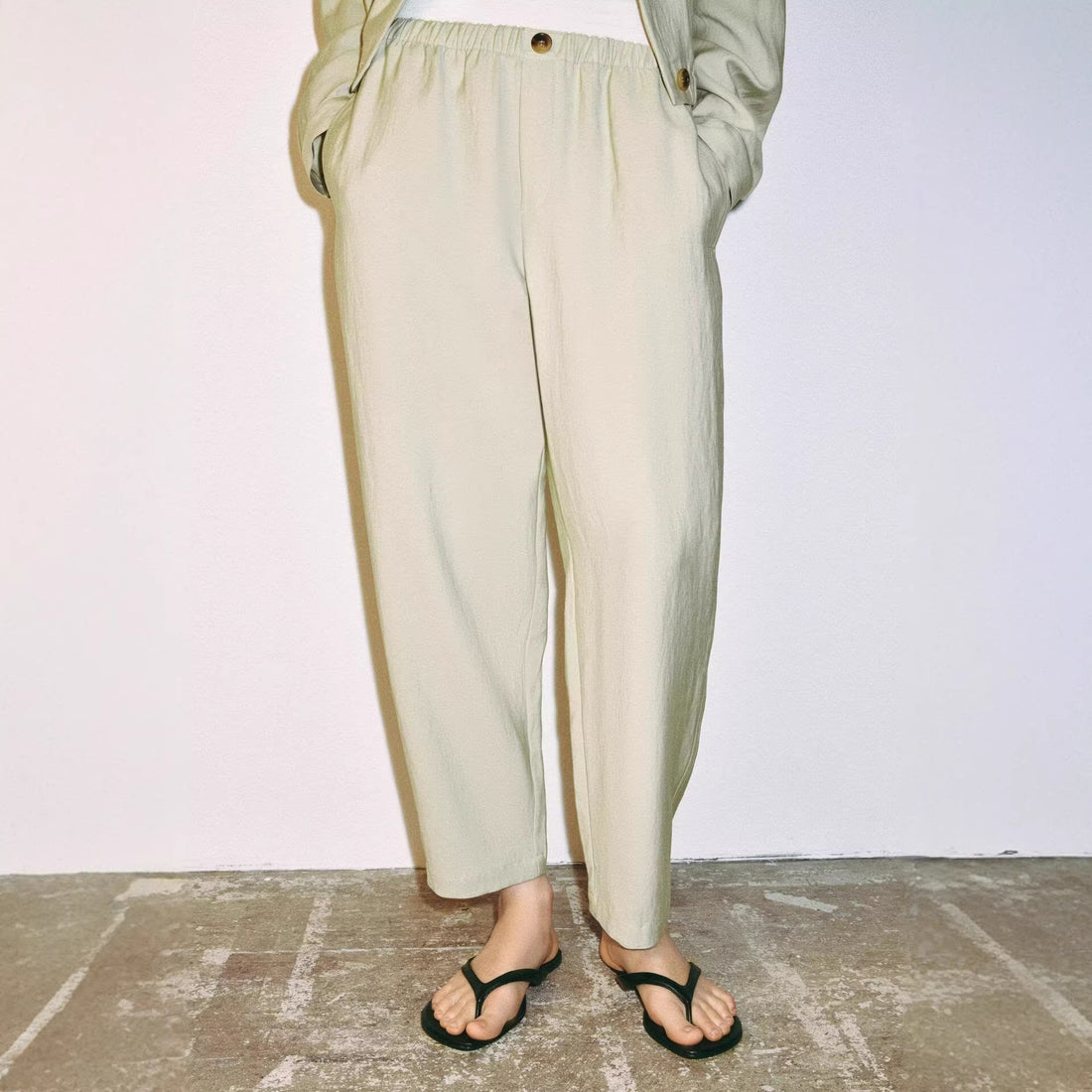 Damen Leichte Highwaist-Hose mit elastischem Bund und geradem Bein Echoarchiv