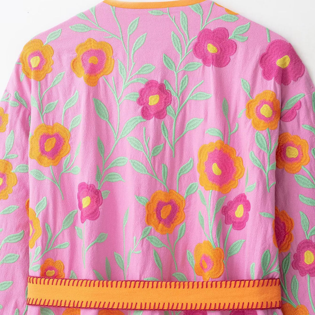 Damen Bestickte Kimono-Jacke mit Taillenbindegürtel und floraler Stickerei Echoarchiv