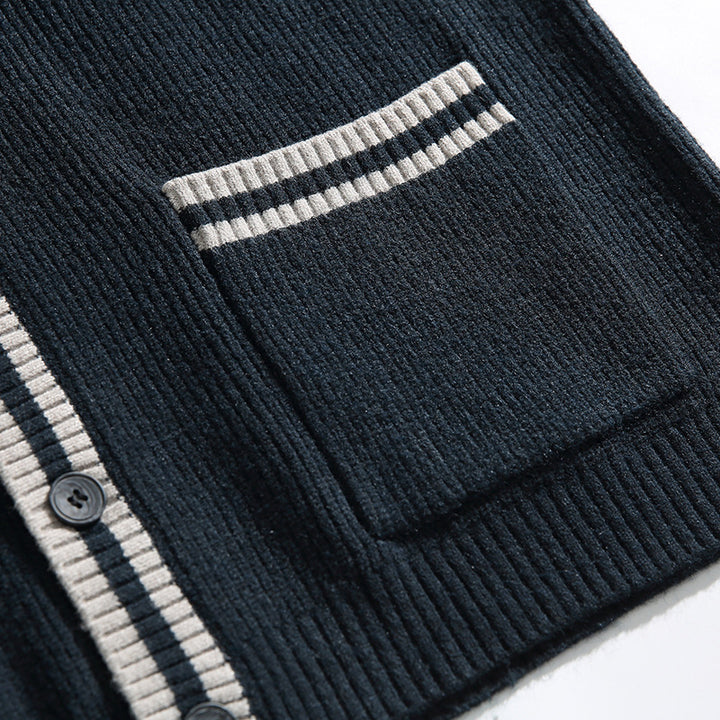 Unisex Oversize-Strickcardigan mit Kontraststreifen, V‑Ausschnitt und aufgesetzten Taschen Echo Archiv