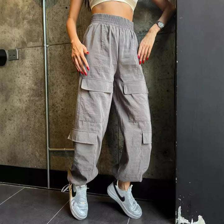 Damen Cargo-Haremshose mit hoher elastischer Taille und aufgesetzten Klappentaschen Echoarchiv