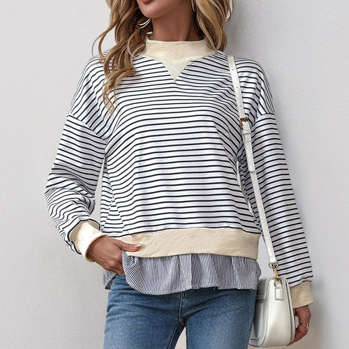Damen Lässiges Ringel-Sweatshirt mit Lagenoptik-Saum Echoarchiv