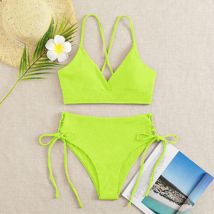 Damen Triangel-Bikini im modischen Wickeldesign mit verstellbaren Bindebändern Echo Archiv