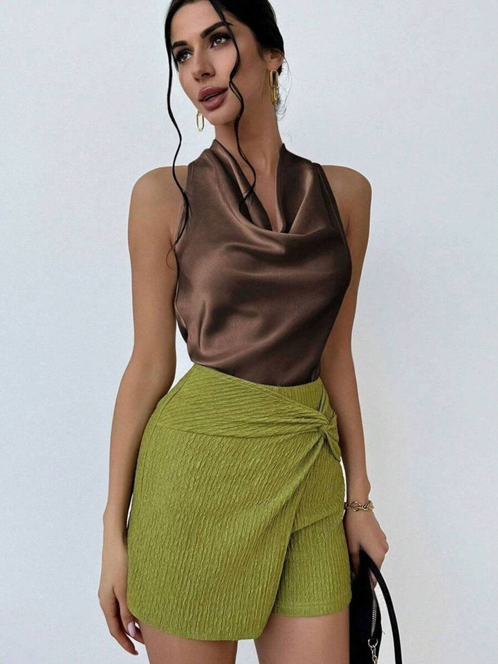 Damen Elegantes Satinoberteil mit schickem Wasserfall-Ausschnitt Echo Archiv