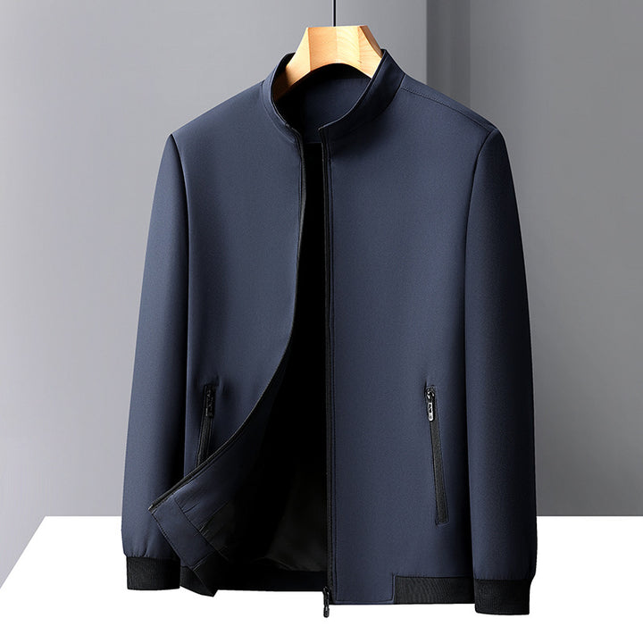 Herren modische Übergangsjacke mit wasserabweisendem Material und praktischen Taschen Echoarchiv