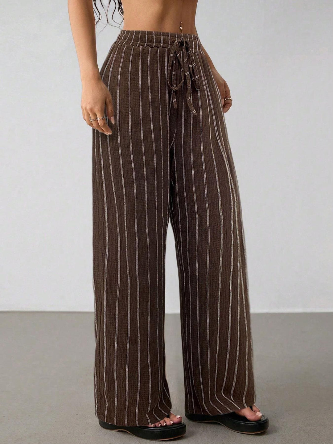 Damen Weite Strickhose mit hohem Bund und Kordelzug Echo Archiv