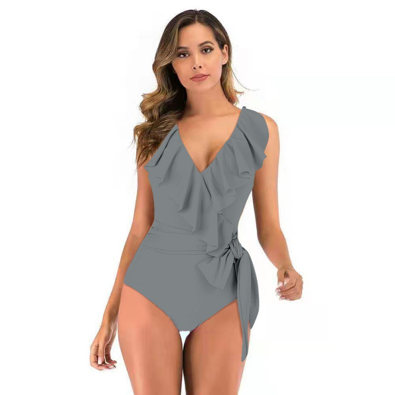 Damen Einteiliger Badeanzug mit raffinierten Rüschendetails und eleganter Schleife Echo Archiv