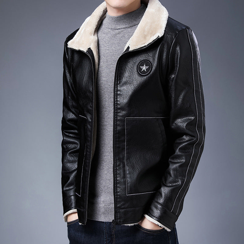 Herren Kunstleder‑Fliegerjacke mit durchgehendem Teddyfutter und Stehkragen – Brevano