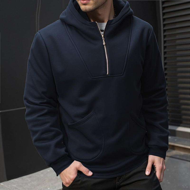 Herren Sportlicher Kapuzenpullover mit hohem Kragen und praktischen Reißverschlüssen Echoarchiv