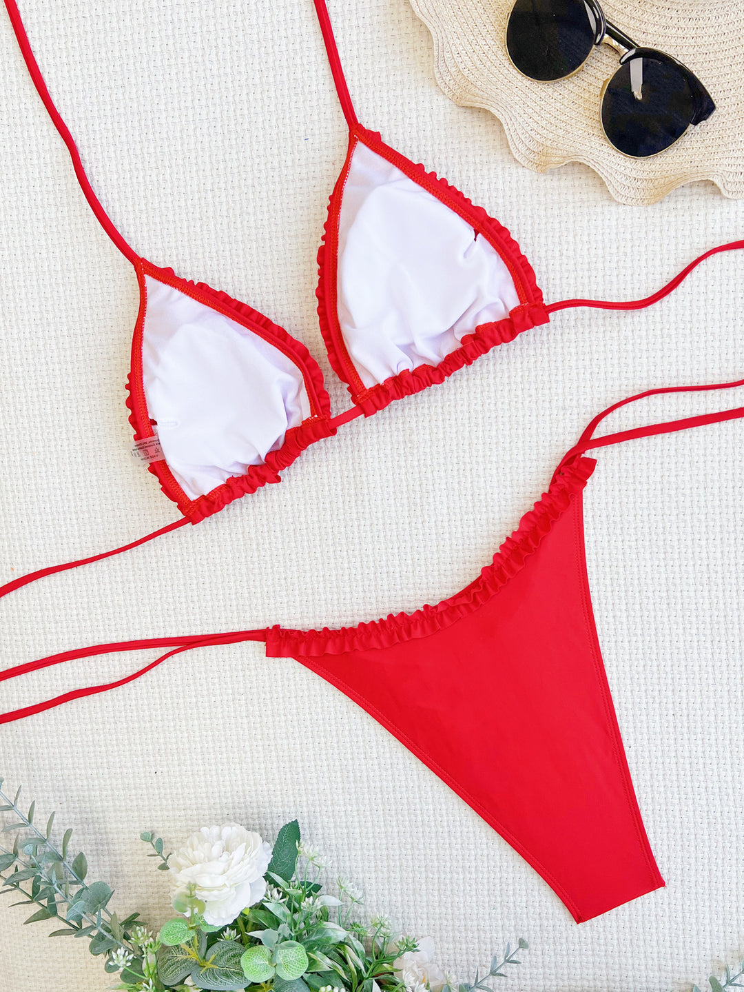 Damen Triangel-Bikini mit Rüschendesign und verstellbaren Bindebändern Echo Archiv