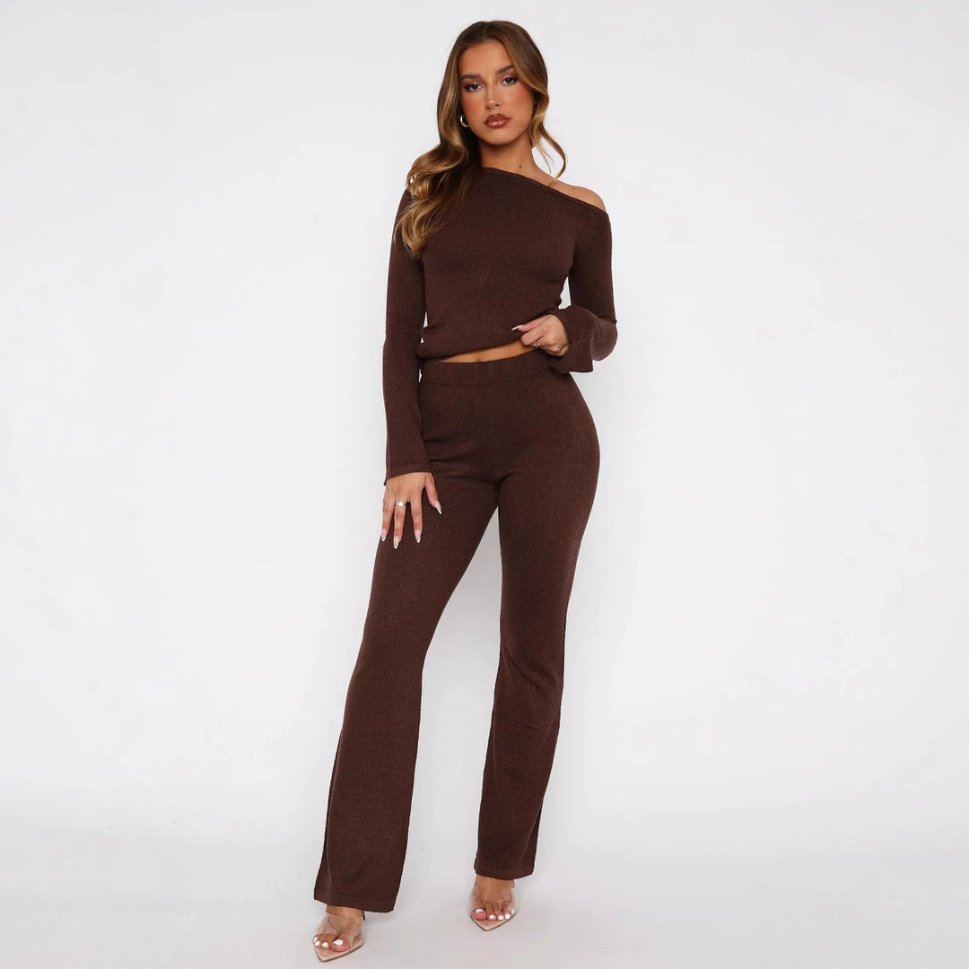 Damen Zweiteiliges Strick-Loungewear-Set mit Carmen‑Ausschnitt und weitem High‑Waist‑Hosenbein – Élanora