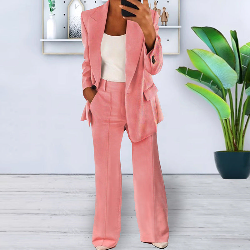 Damen Eleganter Anzug mit Bequemem Stoff für Jeden Anlass | Echoarchiv