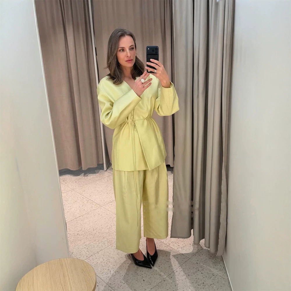 Damen Wickelblazer mit Tunnelzug und weiter Culotte‑Hose Zweiteiler Echoarchiv