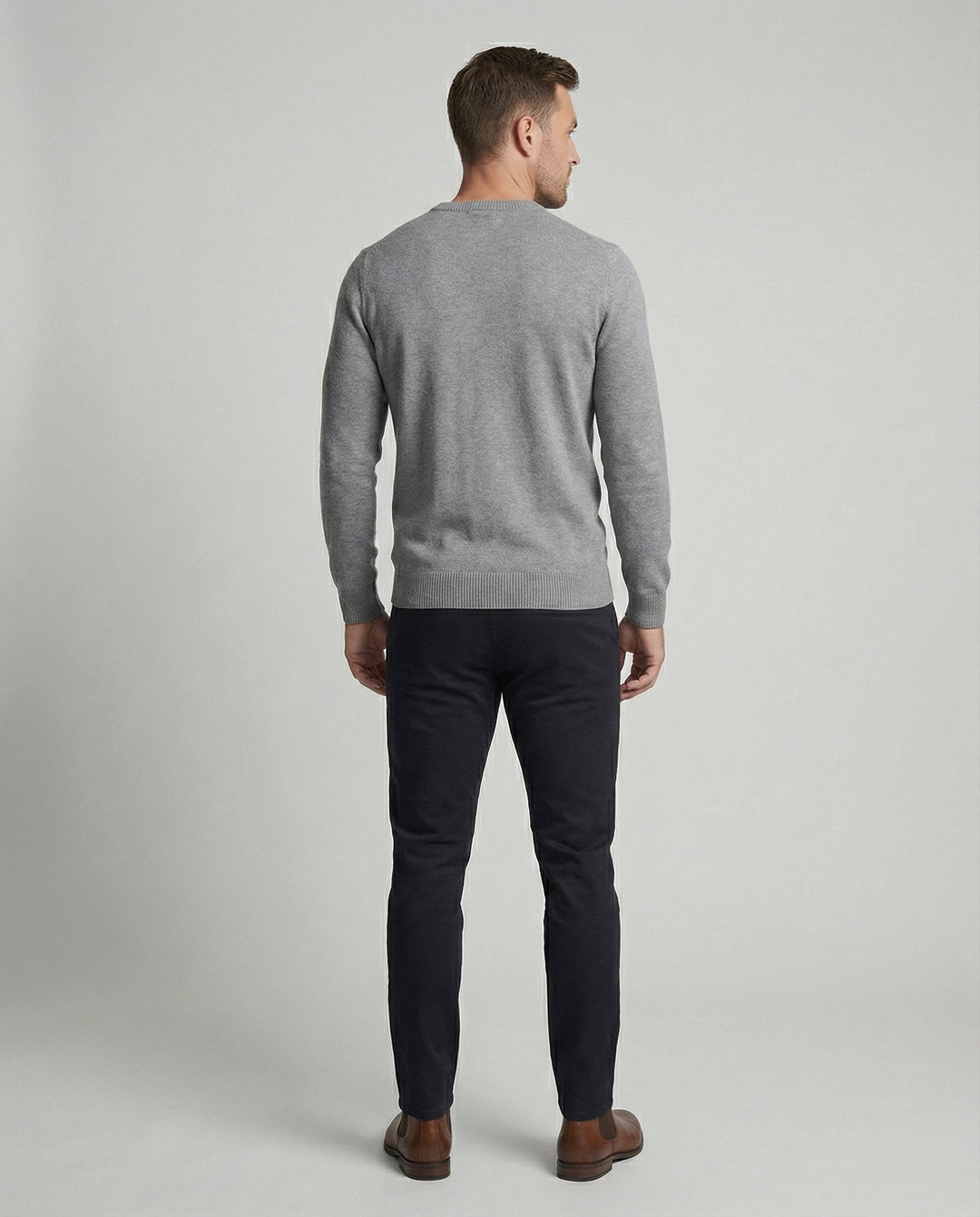 Herren V-Ausschnitt Pullover aus hochwertiger Baumwolle mit bequemer Passform Echoarchiv