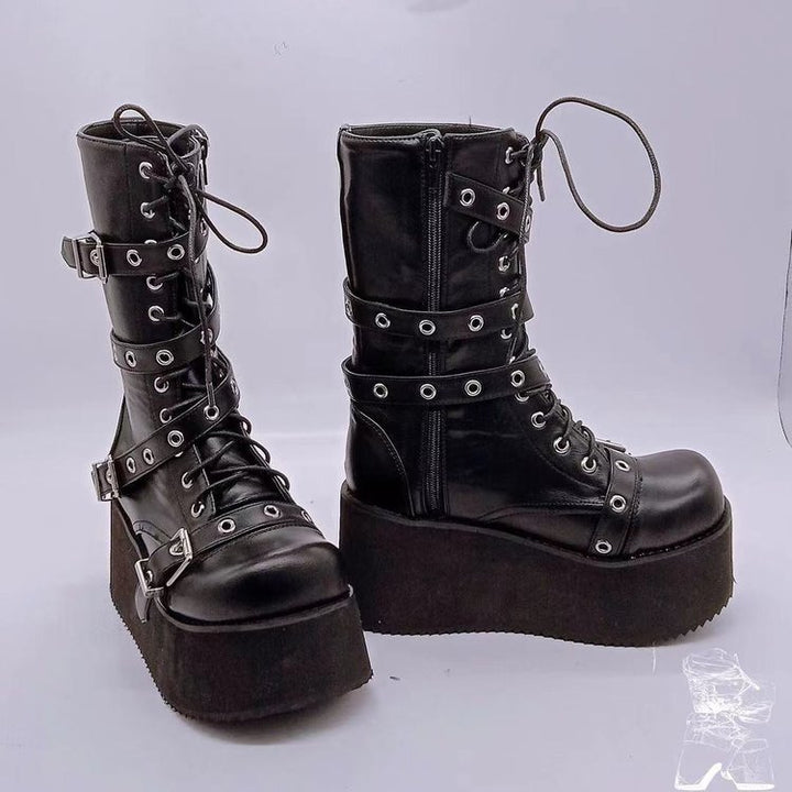 Damen nan hochschaftige Gothic Plateau-Boots mit mehrfachen Metallschnallen, Ösen und seitlichem Reißverschluss Echo Archiv