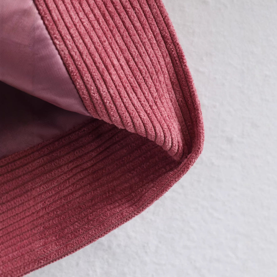 Damen Cropped-Kord-Strickjacke mit markanter Rippenstruktur, Kunstleder-Umlegekragen und Pattentaschen Echoarchiv