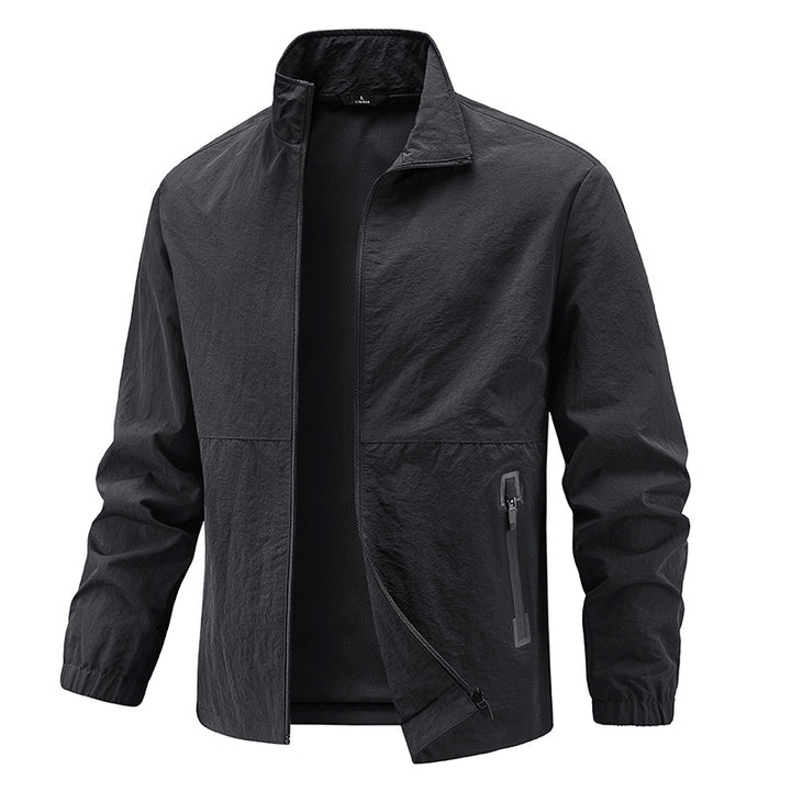 Herren Leichte technische Übergangsjacke mit Stehkragen atmungsaktivem Mesh-Futter und wasserabweisenden Reißverschlusstaschen Echo Archiv