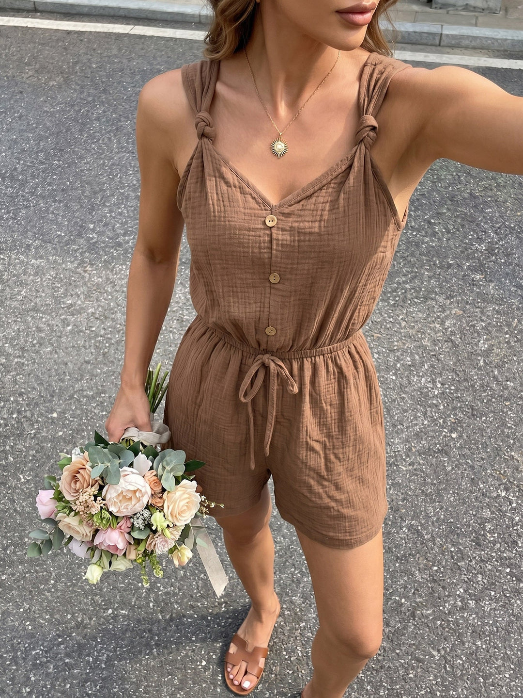 Damen lässiger Jumpsuit mit knöpfbarem V-Ausschnitt und elastischem Bund Echoarchiv