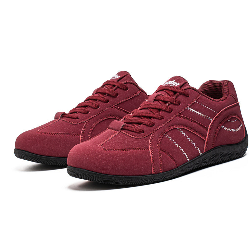 Herren retro-inspirierte Low-Top Freizeit-Sneaker mit Wildlederoptik, gepolstertem Knöchelkragen und griffiger Gummilaufsohle – Norré
