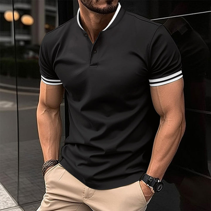 Herren Poloshirt mit modernem Stehkragen und kontrastierenden Ärmelabschlüssen Echoarchiv