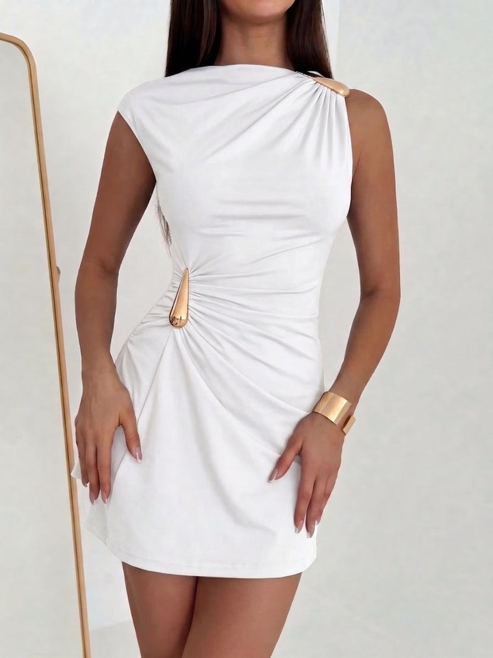 Damen nan asymmetrisches tailliertes Minikleid mit einseitigem Schulterdetail und metallischen Zierbeschlägen Echo Archiv