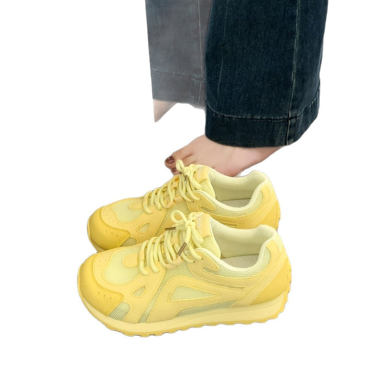 Damen Sportliche Sneakers mit atmungsaktivem Mesh und dämpfender Sohle Echo Archiv