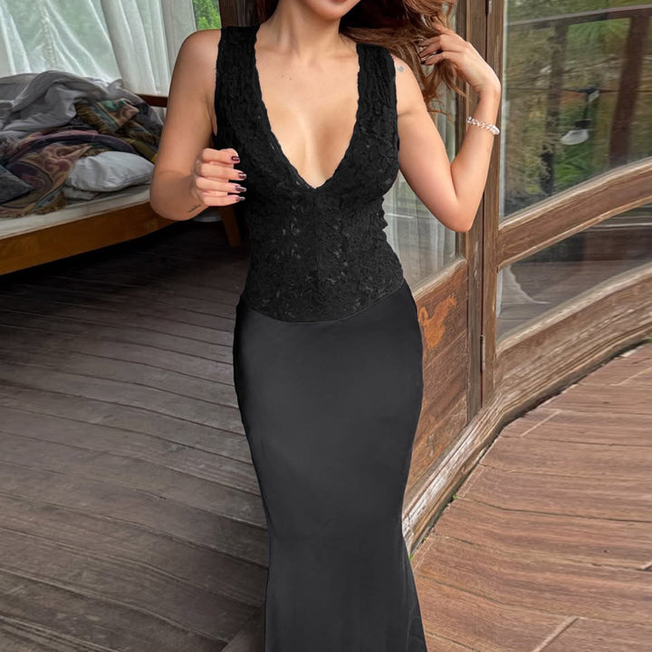 Damen Elegantes Maxikleid mit tiefem V-Ausschnitt und romantischem Spitzenoberteil Echo Archiv