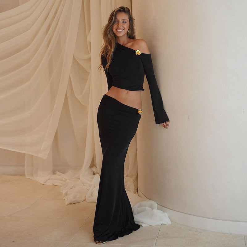 Damen Elegantes Maxikleid mit asymmetrischem Ausschnitt und langen Flügelärmeln Echo Archiv