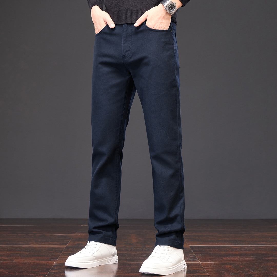 Herren Chinohose mit modernem Schnitt und praktischen Taschen Echoarchiv
