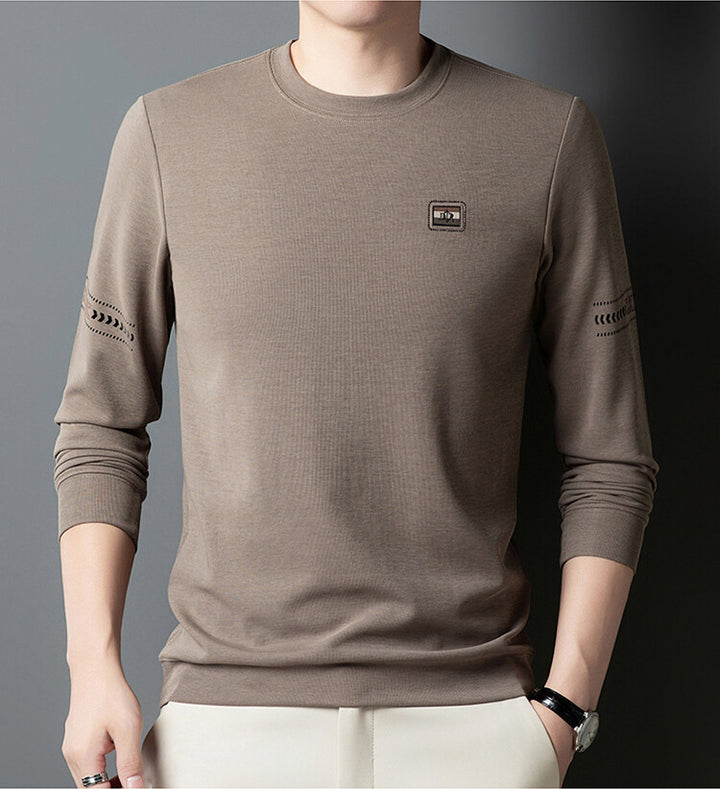 Herren Langarmshirt mit modischem Schnitt und feinen Akzenten Echoarchiv