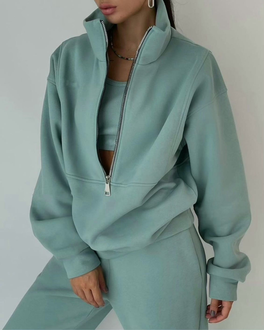 Damen Oversized Halbzip-Sweatshirt mit Stehkragen und passender High-Waist-Jogginghose Echoarchiv
