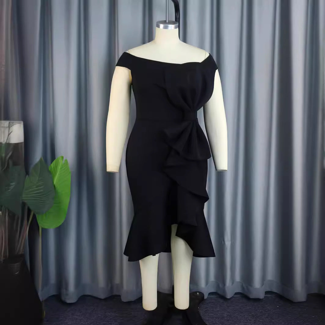 Damen Elegantes schulterfreies Kleid mit Rüschendetails Echo Archiv