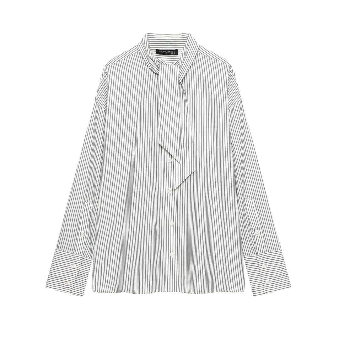 Damen nan gestreifte Bluse mit Schluppe, verdeckter Knopfleiste und Oversize-Schnitt Echo Archiv