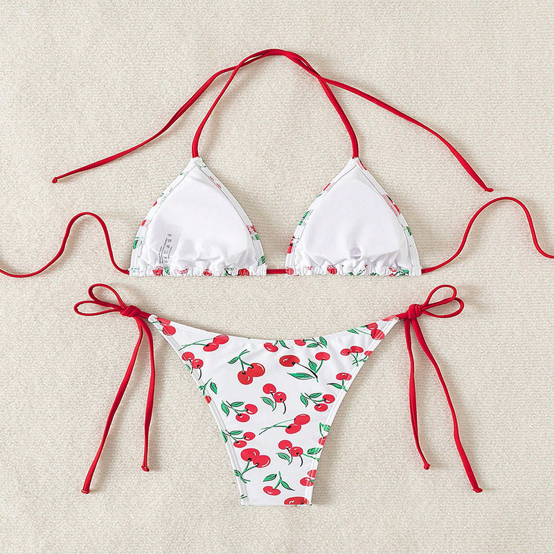 Damen Triangel-Bikini mit fröhlichem Kirschmuster und verstellbaren Bindebändern Echo Archiv