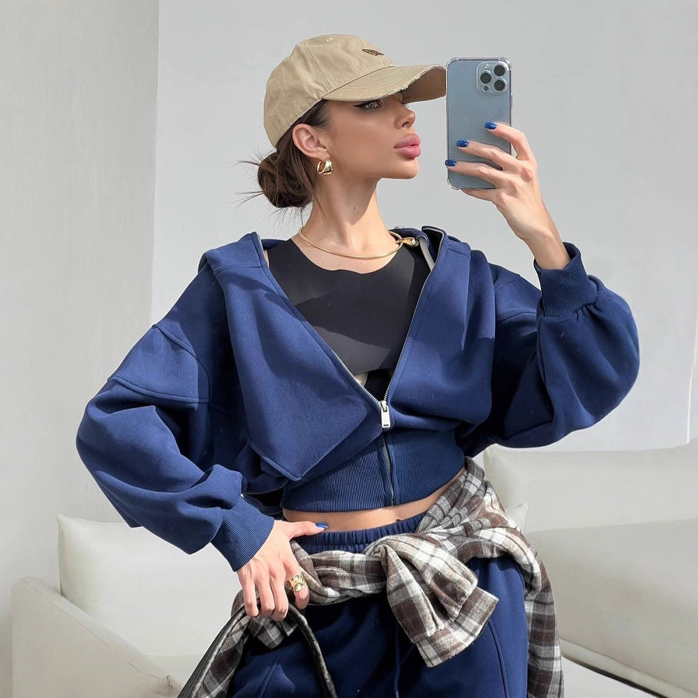 Damen Zweiteiliges Loungewear-Set mit kurzem Zip-Hoodie und hochtaillierter weiter Jogginghose – Auréline