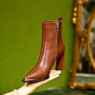 Damen Elegante Stiefeletten mit spitzem Fuß und Reißverschluss Echo Archiv