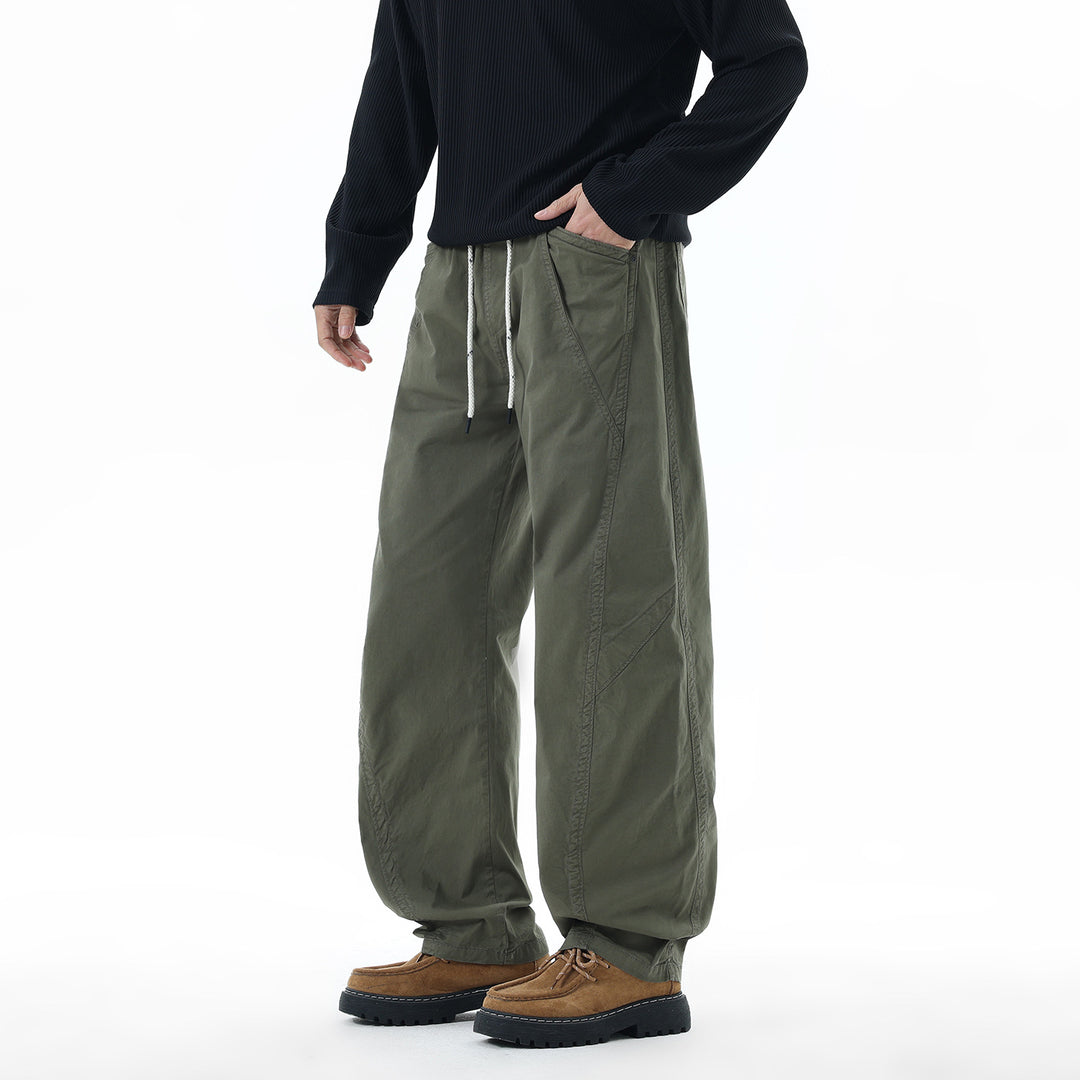 Herren Leichte Relaxed-Fit Bundhose mit Tunnelzug, schrägen Eingrifftaschen und Paneelnähten Echo Archiv