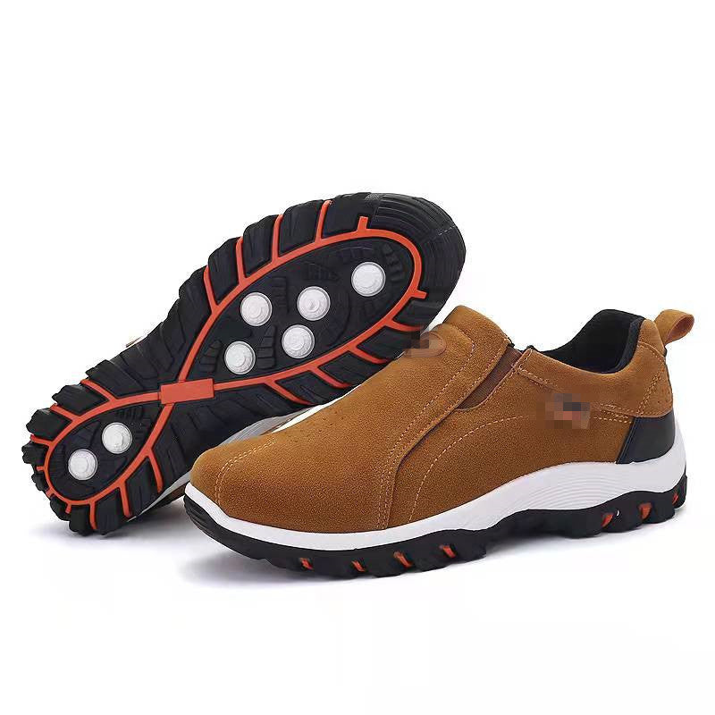 Damen Slip-On Sneaker aus Veloursimitat mit elastischen Seiteneinsätzen und profilierter Gummilaufsohle Echo Archiv