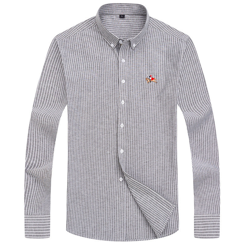 Herren elegantes Langarmhemd mit feinen Streifen und besticktem Detail Echoarchiv
