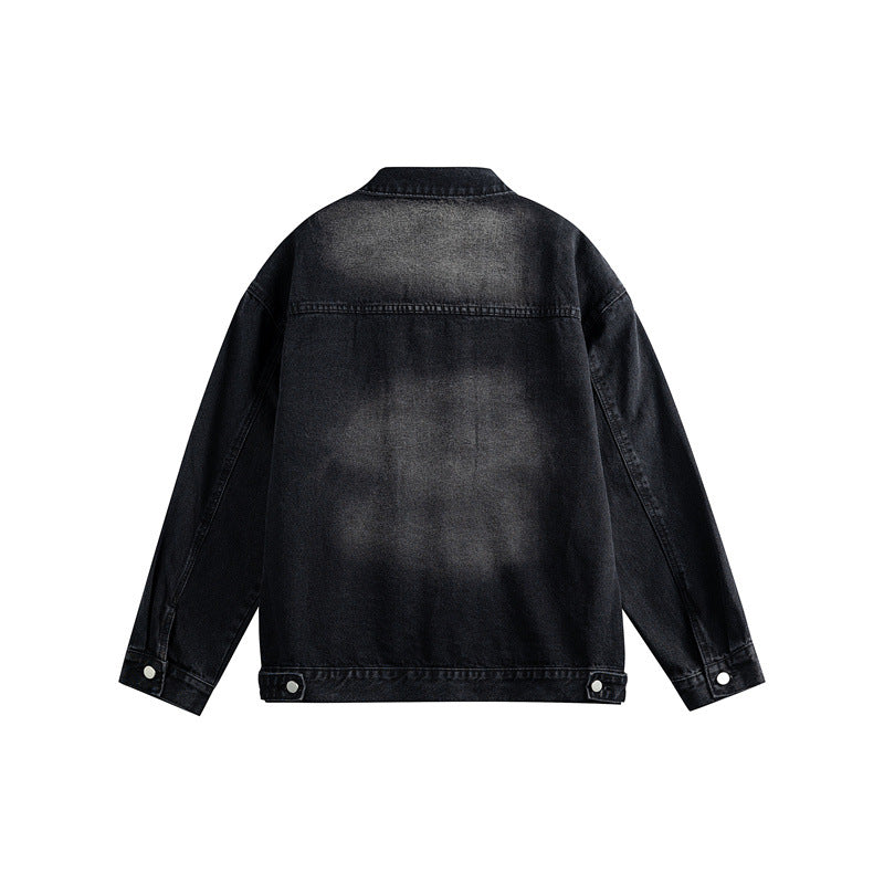 Herren Oversize-Jeansjacke mit Used-Waschung, aufgesetzten Brusttaschen und Knopfverschluss Echoarchiv
