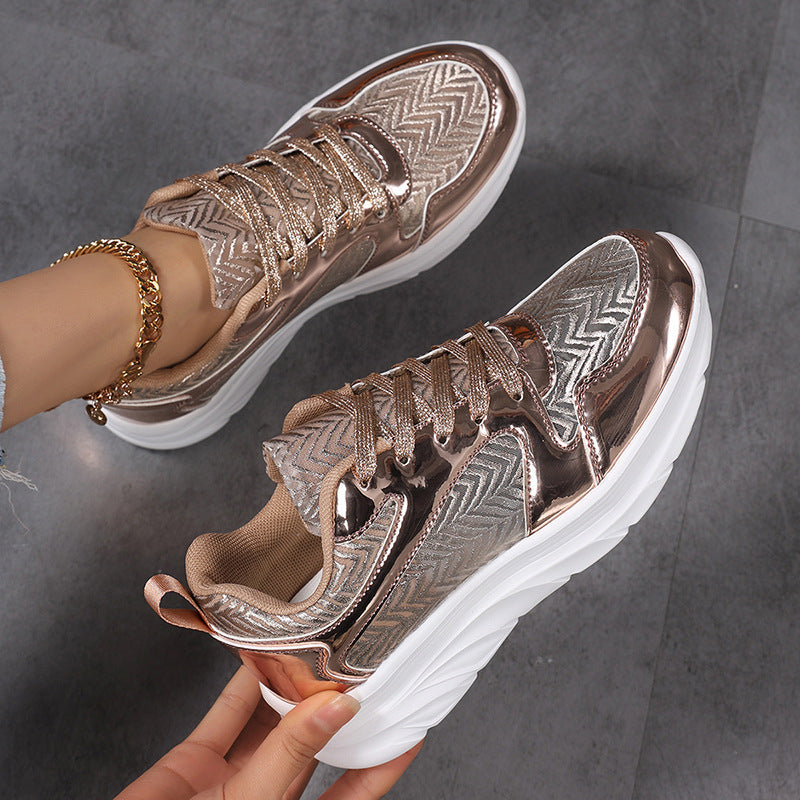Damen nan glamouröser auffälliger Sneaker mit Glitzerpaneelen jacquardgewebtem Obermaterial und ergonomischer Wellenlaufsohle Echo Archiv