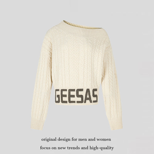 Damen Kurzer Zopfstrick-Pullover mit weitem Boat-Ausschnitt und markantem Logobund Echoarchiv