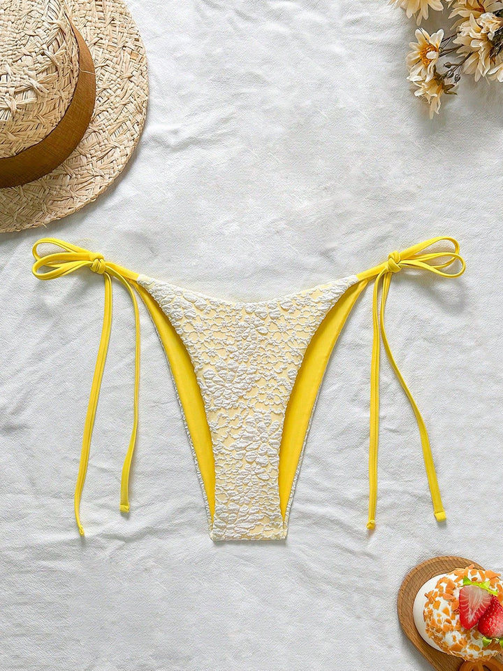 Damen Bikiniunterteil mit floralen Spitzenapplikationen Echo Archiv