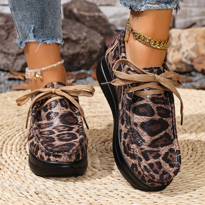 Damen Mokassin‑Sneaker mit Leopardenmuster, dicker Komfortsohle und Schnürung Echo Archiv