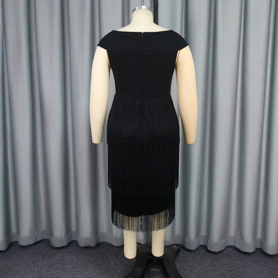 Damen elegantes Kleid mit Fransen-Detail Echo Archiv