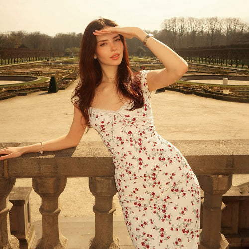 Damen romantisches Blumenkleid mit Raffungen und Spaghetti-Trägern Echo Archiv