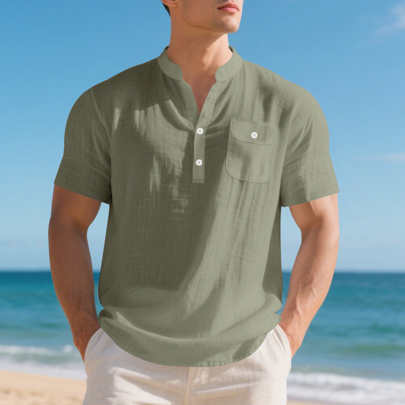 Herren Kurzarm-Hemd mit innovativem Henley-Kragen und praktischer Brusttasche Echoarchiv