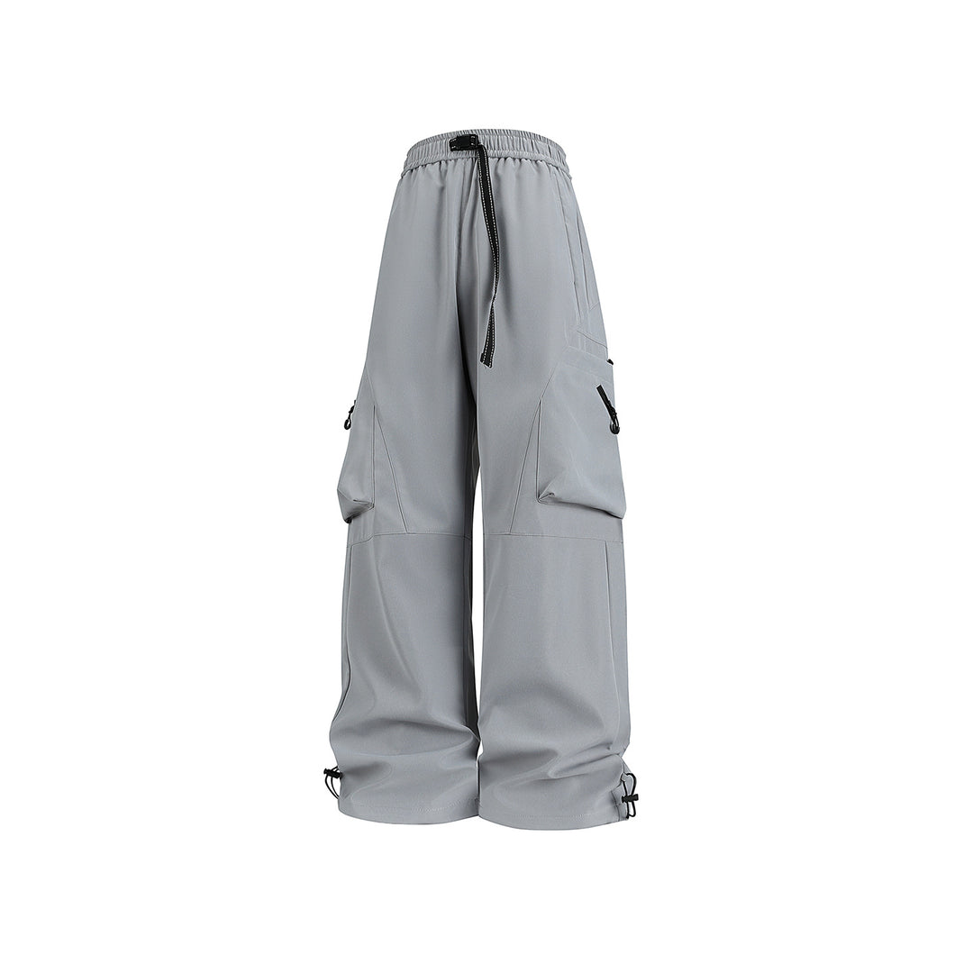 Herren Baggy-Cargo-Hose im Tech-Utility-Stil mit großvolumigen Klapptaschen, elastischem Bund und verstellbarem Kordelsaum Echo Archiv