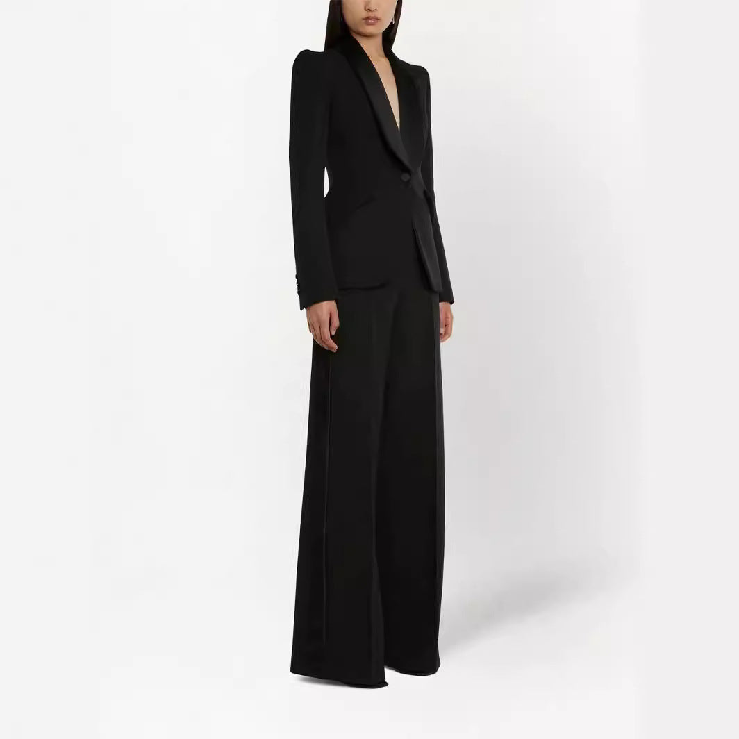 Damen Elegantes Smokingset im Tailoring mit tailliertem Einreihblazer und weiter Palazzohose Echoarchiv