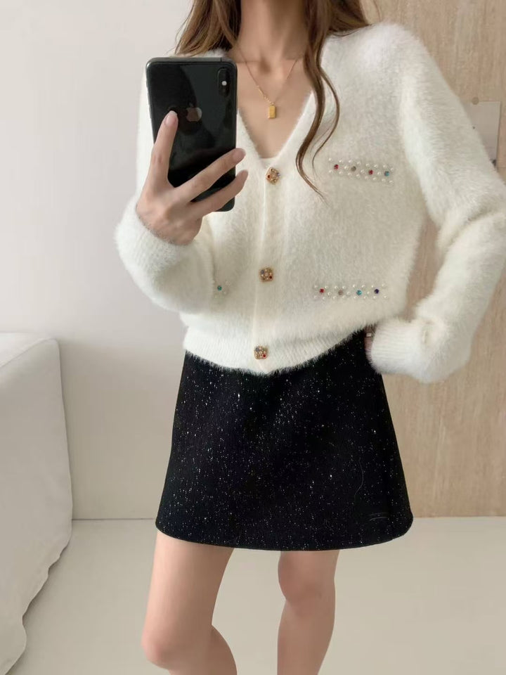 Damen Verspielter V-Ausschnitt Cardigan mit Perlen Echo Archiv