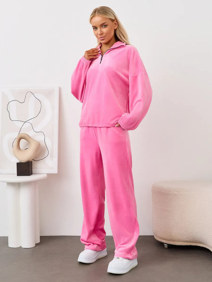 Damen samtiges zweiteiliges Lounge-Set mit Kapuzen-Halbzip und elastischer Bundhose – Auréline